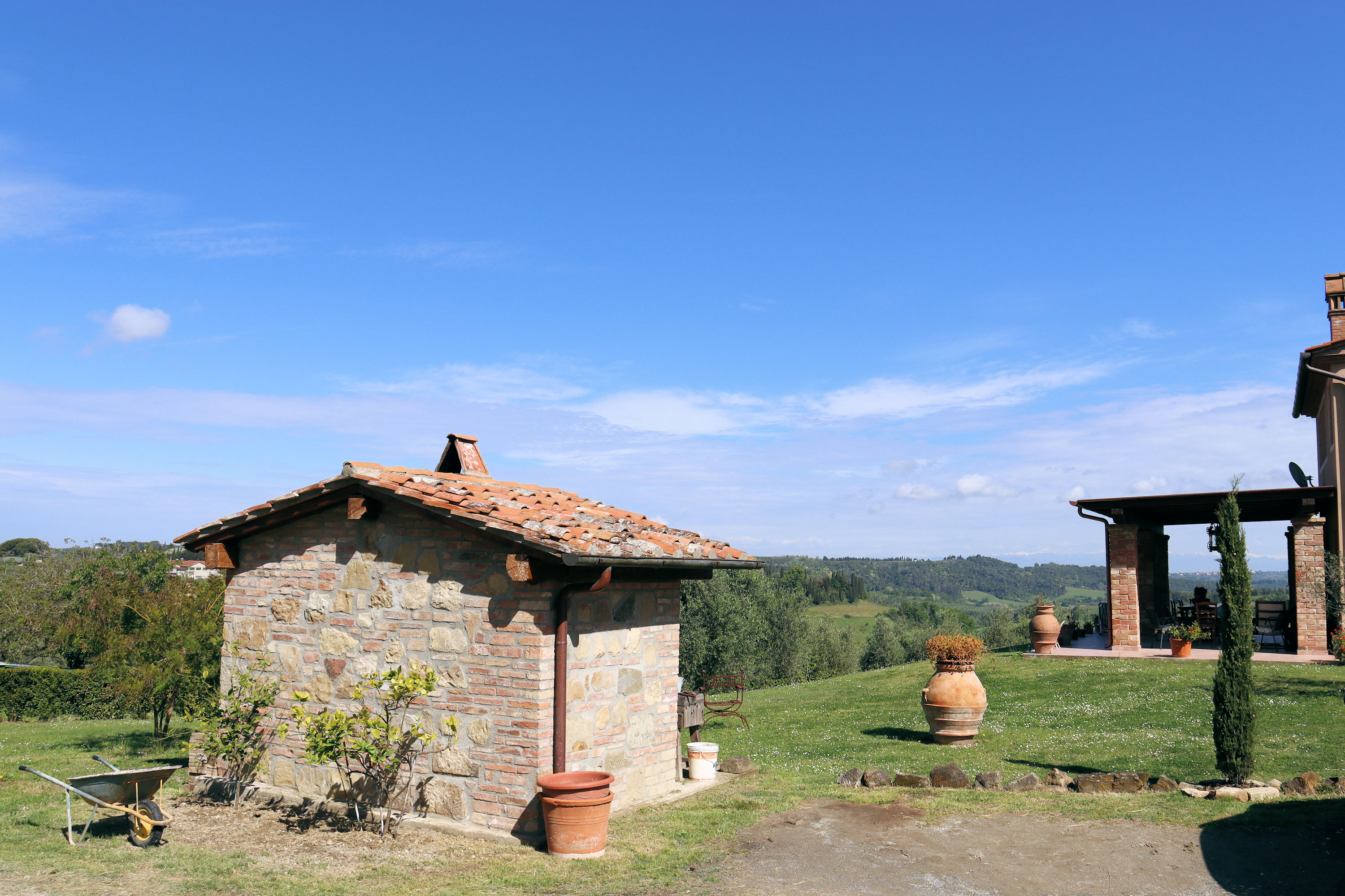 giardino casa acqua viva