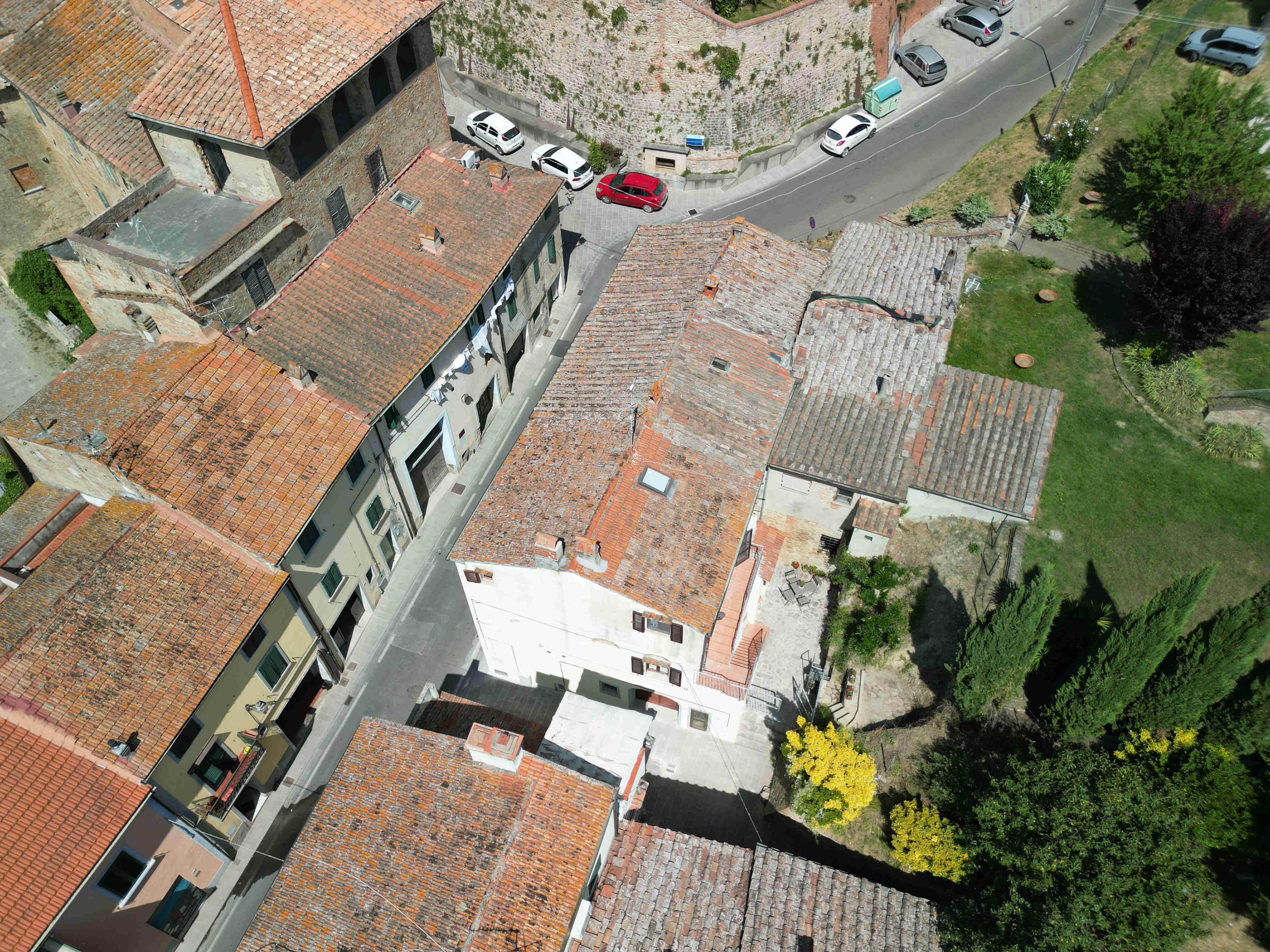 vista dall'alto di Casa in Borgo con Drone