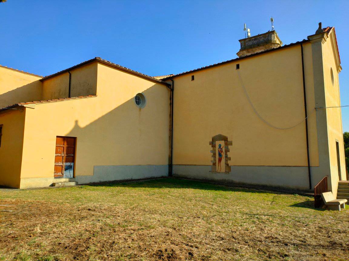 Facciata laterale Chiesa Santi Giusto e Bartolomeo